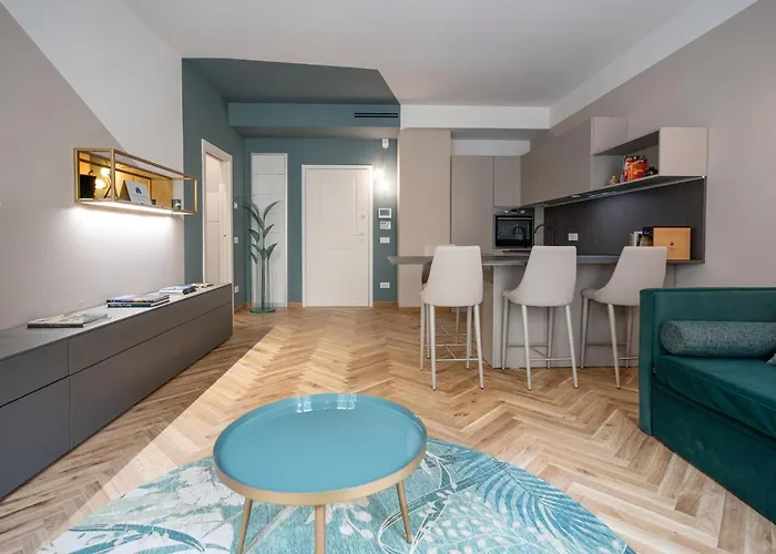 The Peacock * טורינו