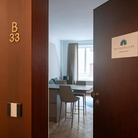 The Peacock * Torino